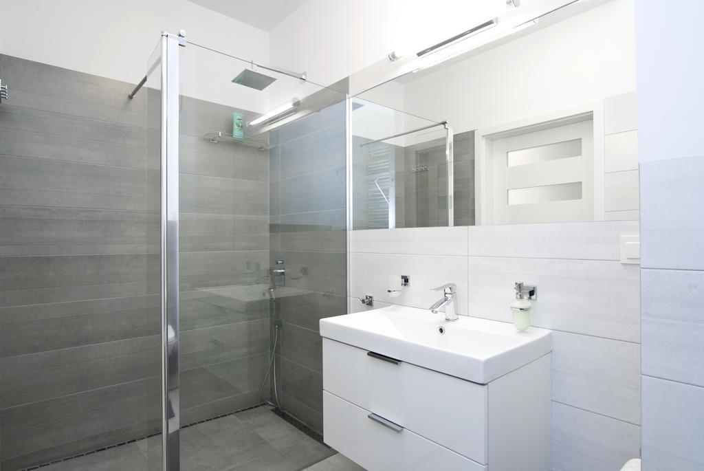 Goodnight Warsaw Apartments Dzielna 72 Exterior photo